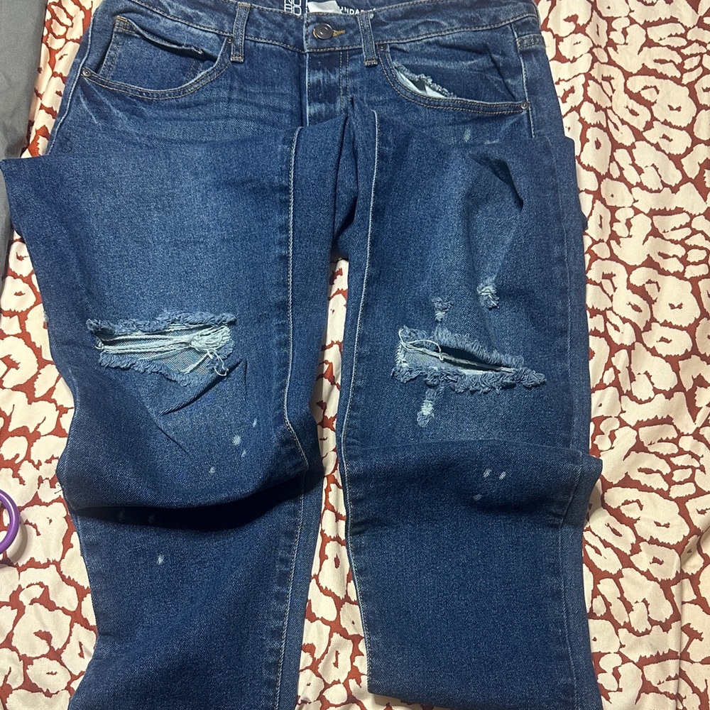 No Boundaries Women's Boyfriend Jeans in Dark Blue